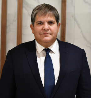 M. Eric Michel Georges Leal