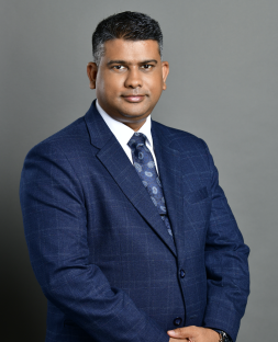 Mr Yajnik Bhujan